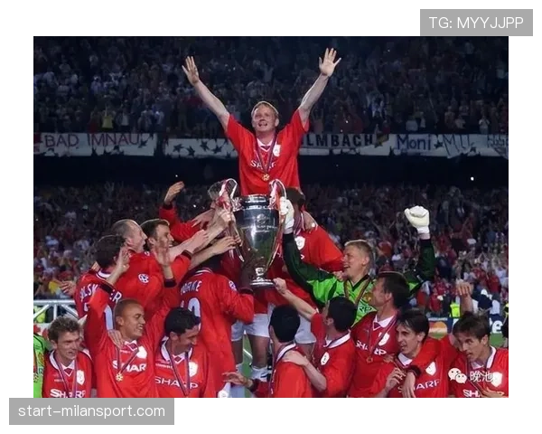 曼联绝杀利物浦马奎尔头球破门助红魔逆转胜利